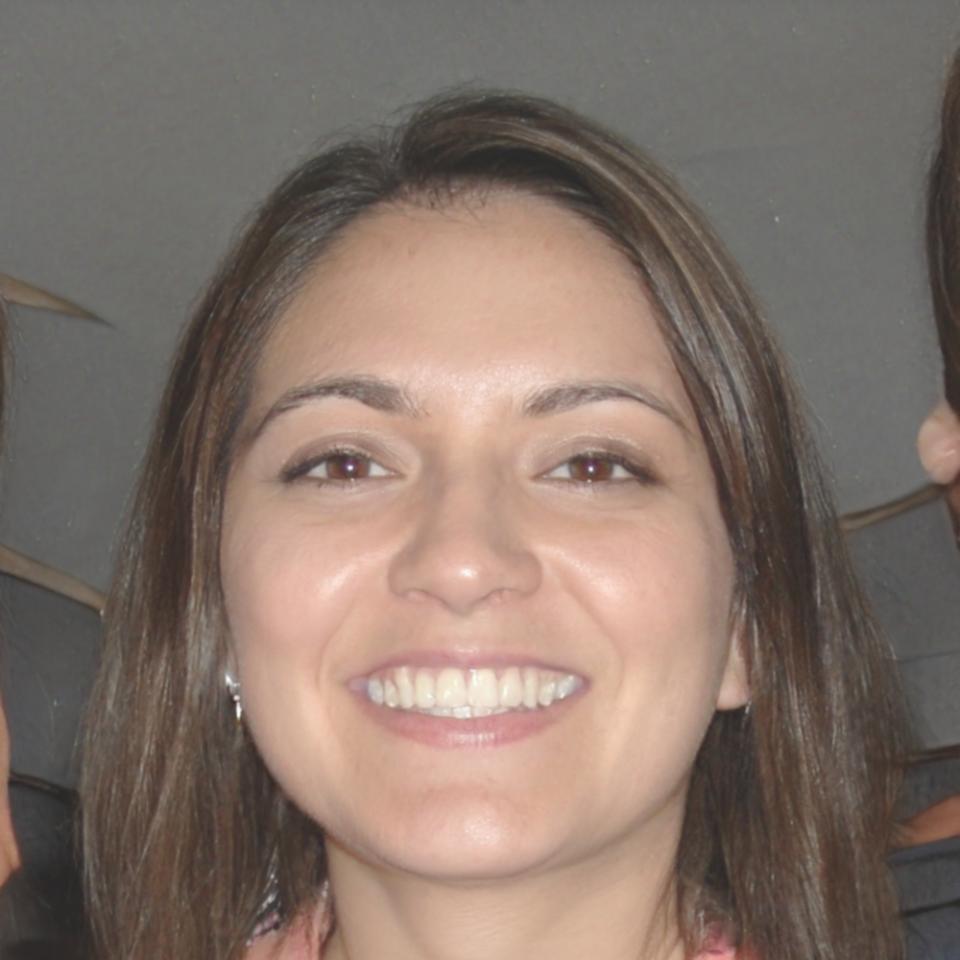 Instructor Elena Popovici
